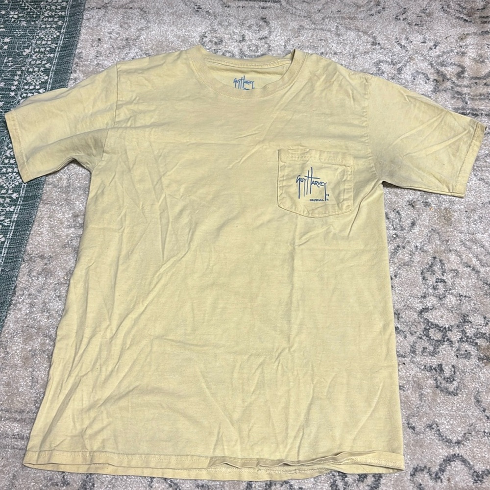 Yellow t-shirt